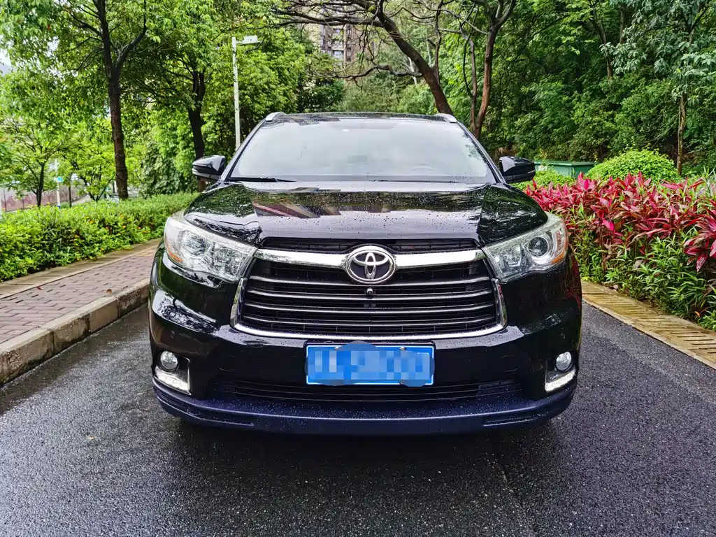TOYOTA HIGHLANDER 2017