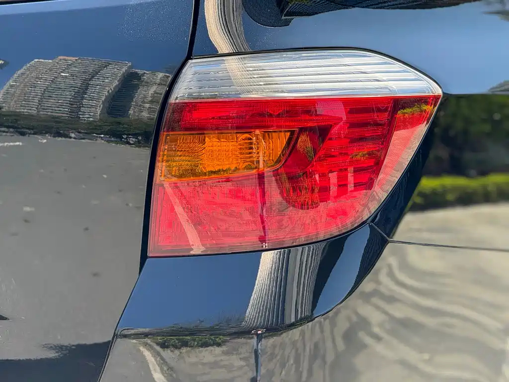 TOYOTA HIGHLANDER 2011