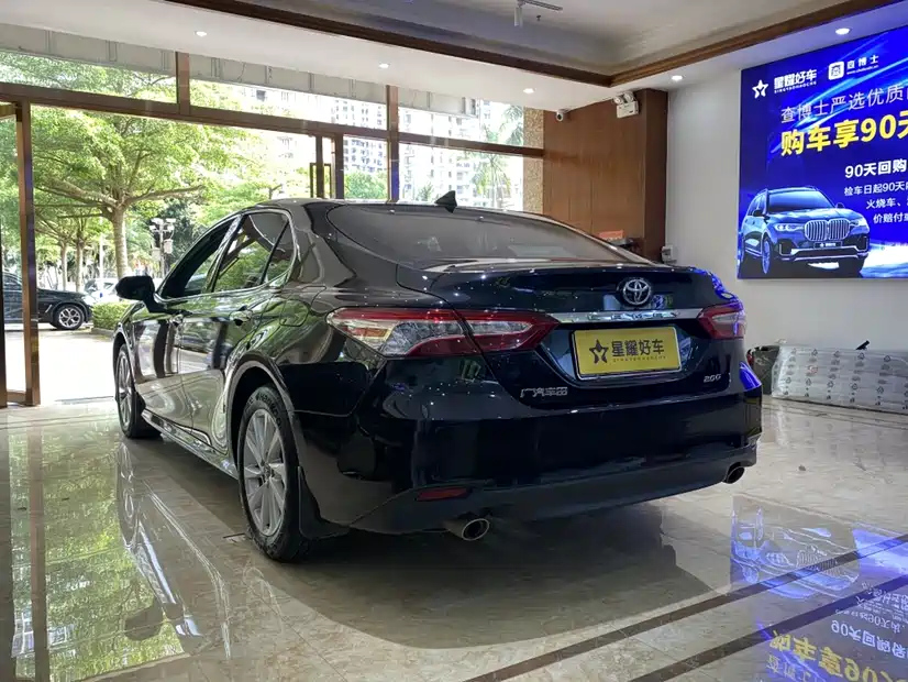 TOYOTA CAMRY 2022