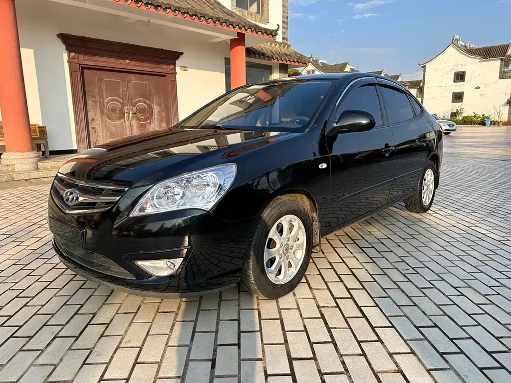 HYUNDAI CELESTA 2009