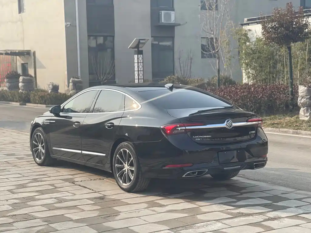 BUICK LACROSSE 2020