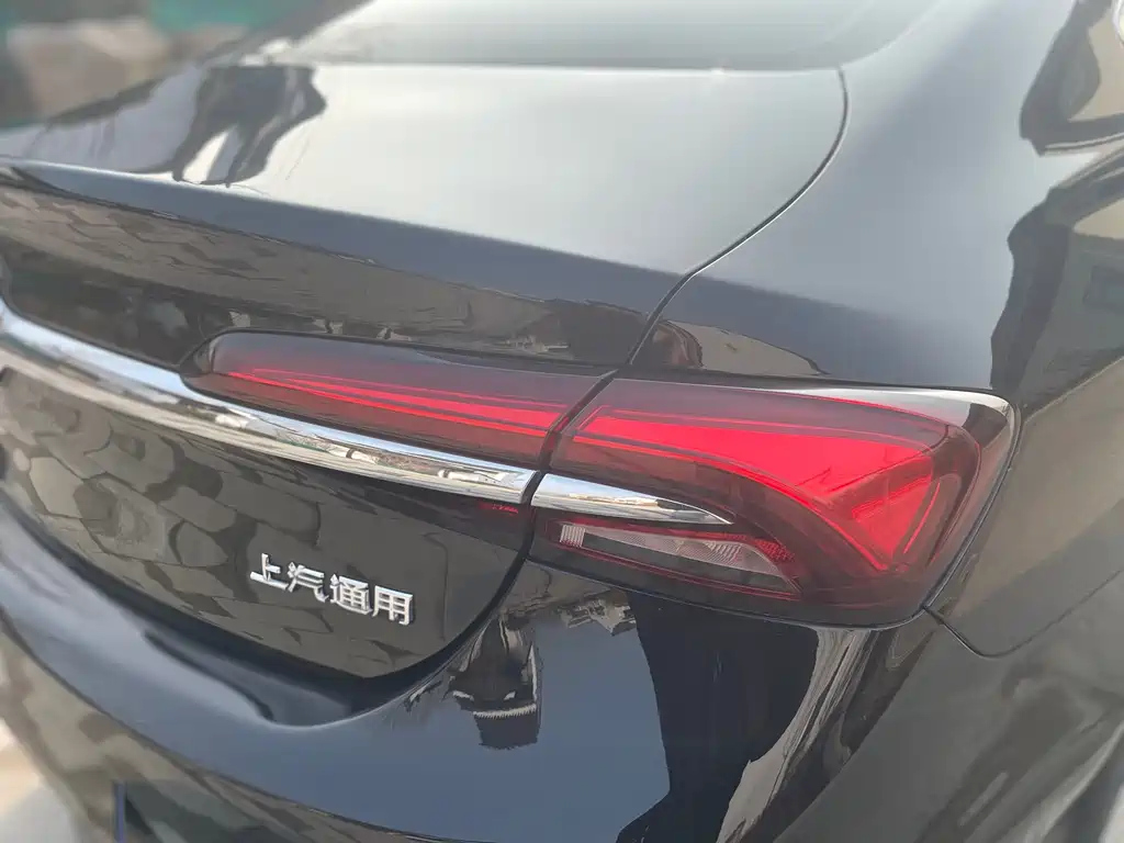 BUICK LACROSSE 2020