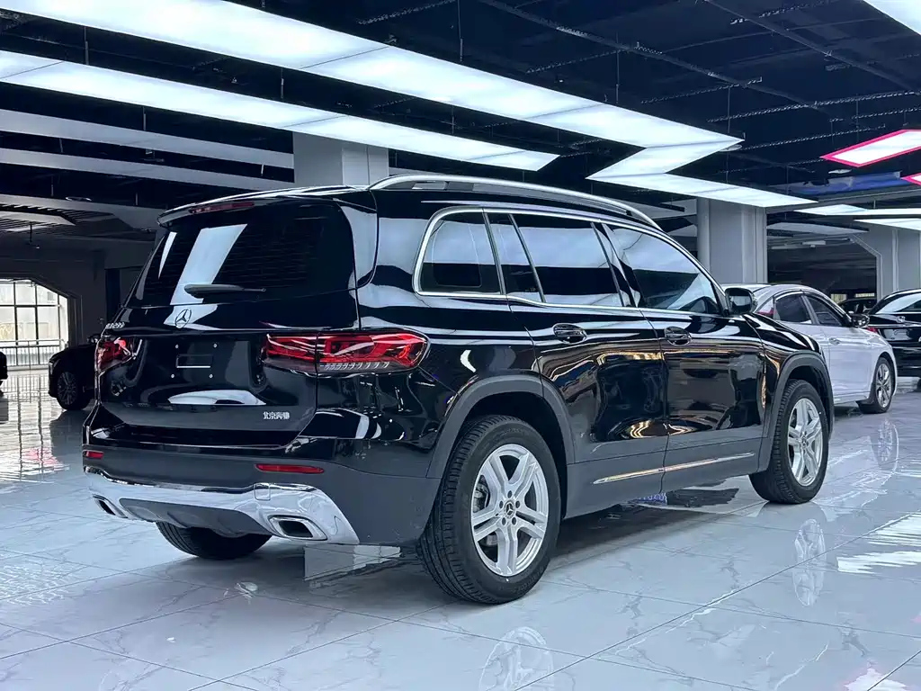 MERCEDES BENZ GLB 2022