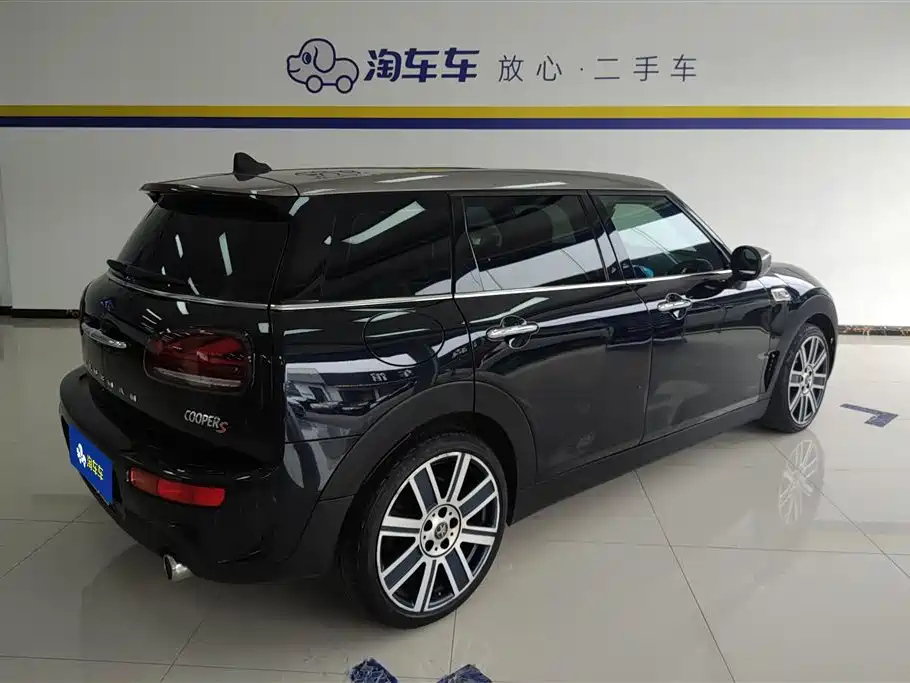 MINI CLUBMAN 2019