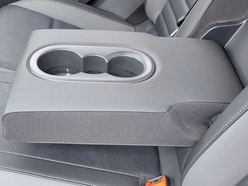 VOLKSWAGEN SAGITAR 2022