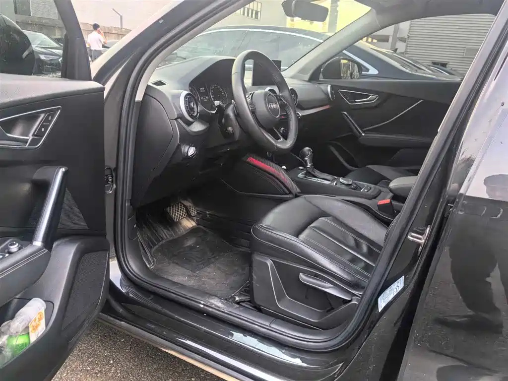 AUDI Q2L 2023