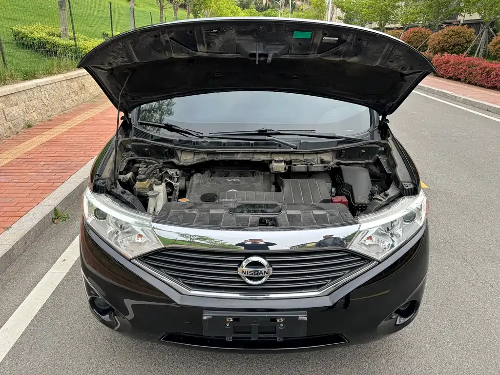 NISSAN QUEST 2014