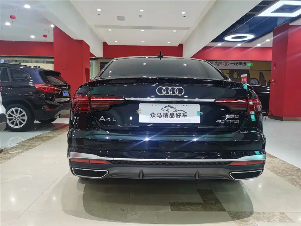 AUDI A4L 2022