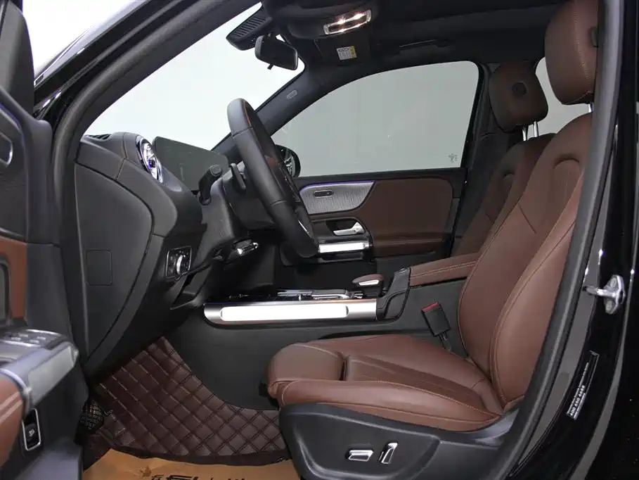 MERCEDES BENZ GLB 2022