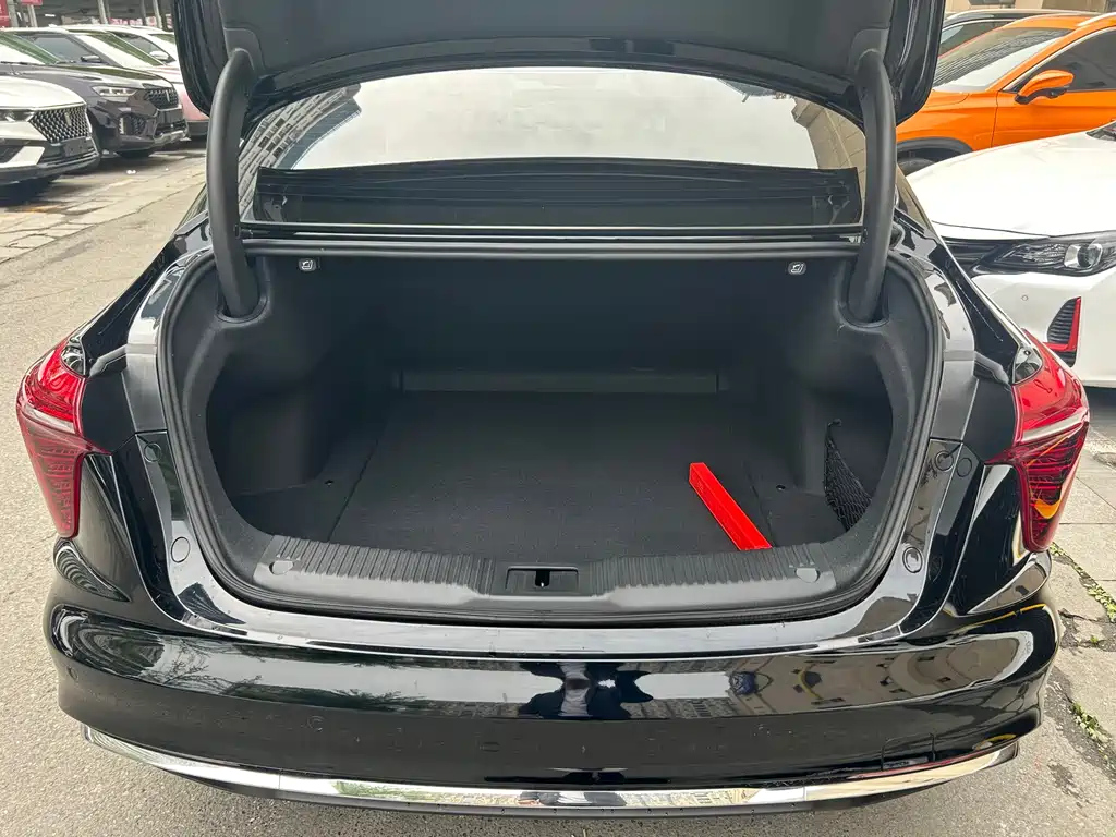 HONGQI H5 2023