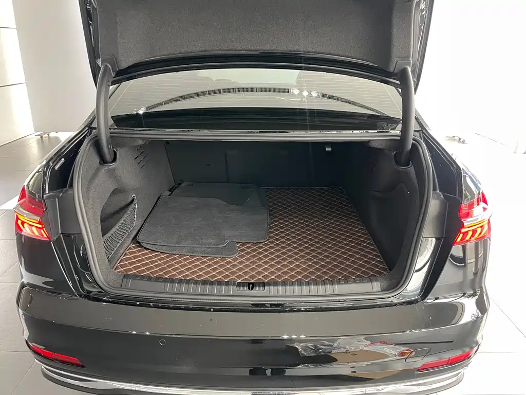 AUDI A6L 2023