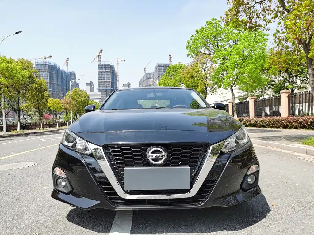 NISSAN TEANA 2021