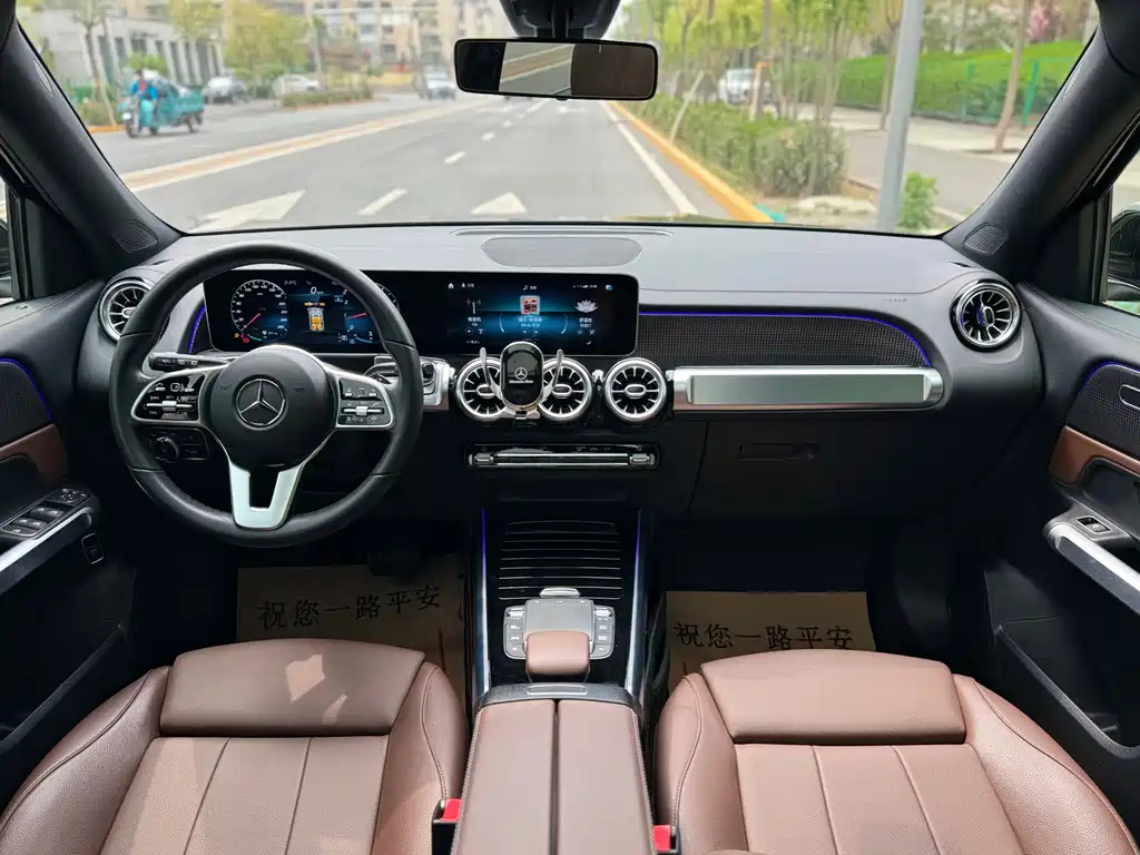 MERCEDES BENZ GLB 2020