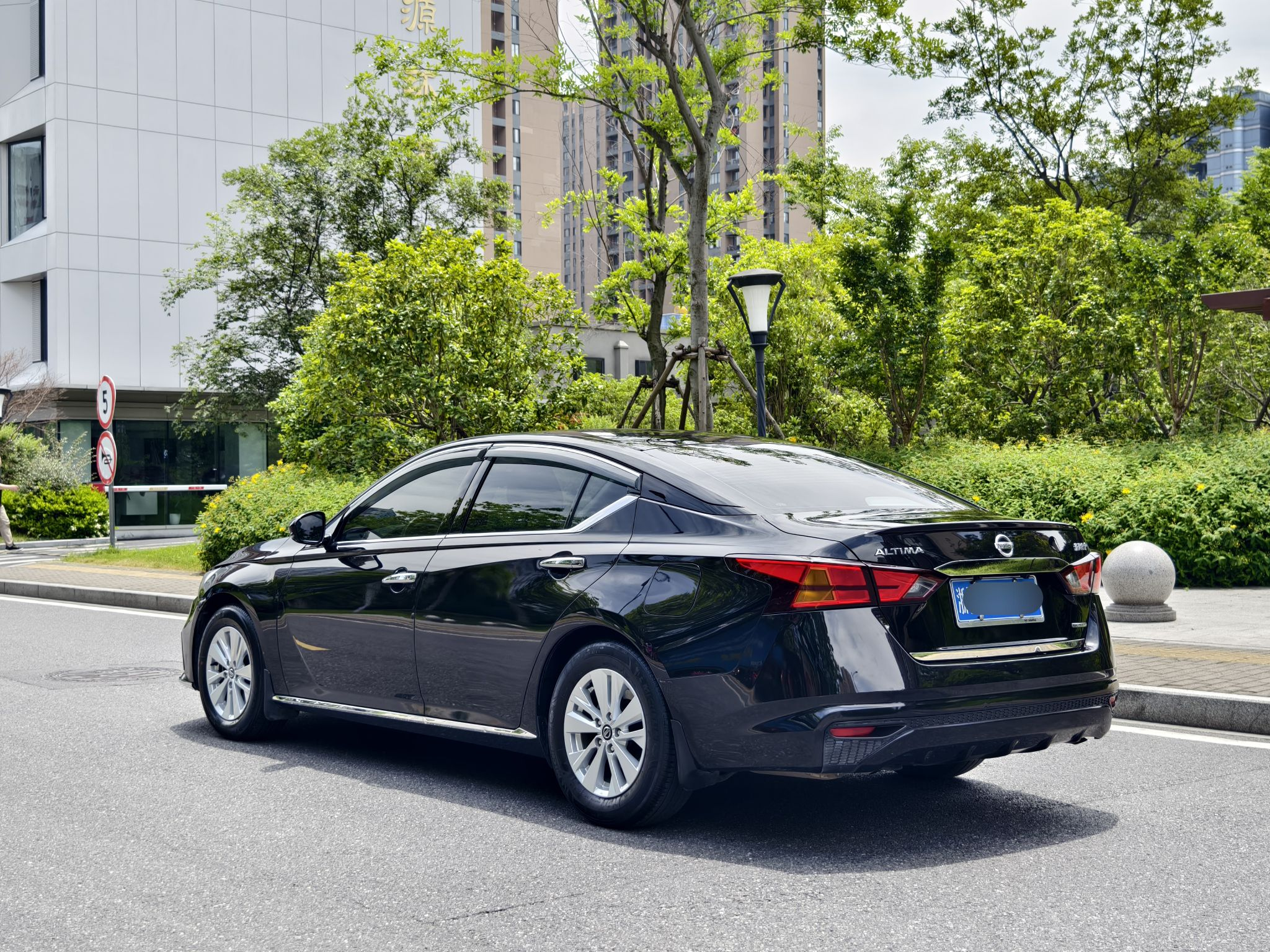 NISSAN TEANA 2021