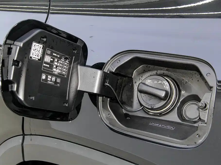 MERCEDES BENZ GLB 2023