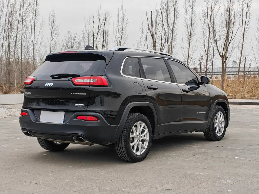 JEEP CHEROKEE 2017