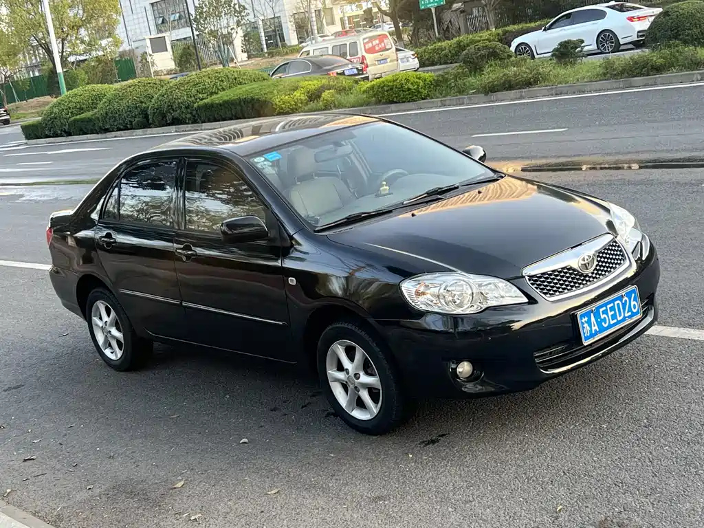 TOYOTA COROLLA 2011