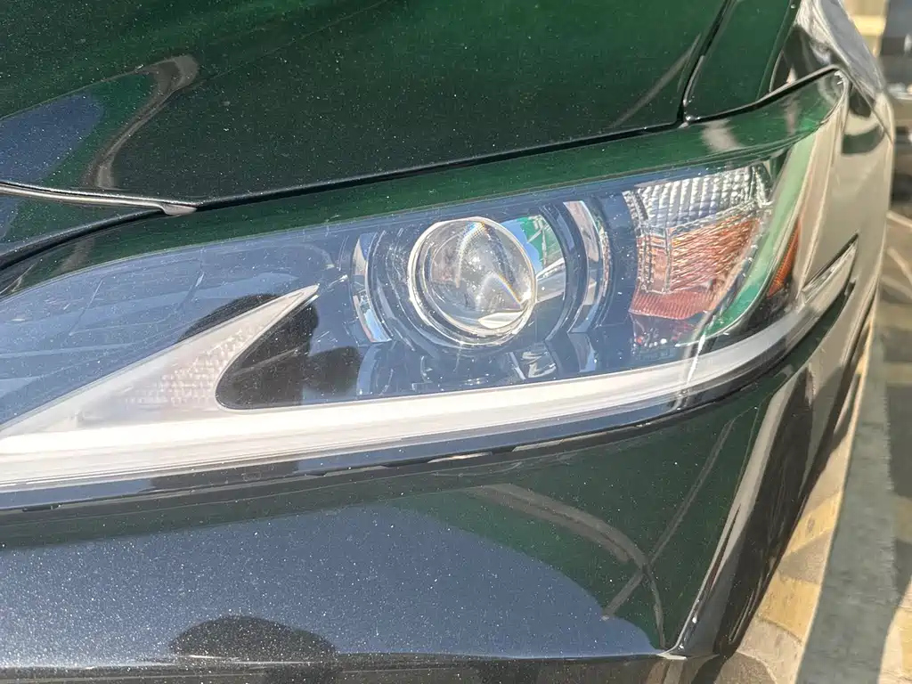 LEXUS ES 2021
