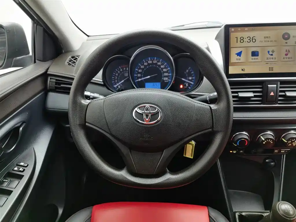 TOYOTA VIOS 2015