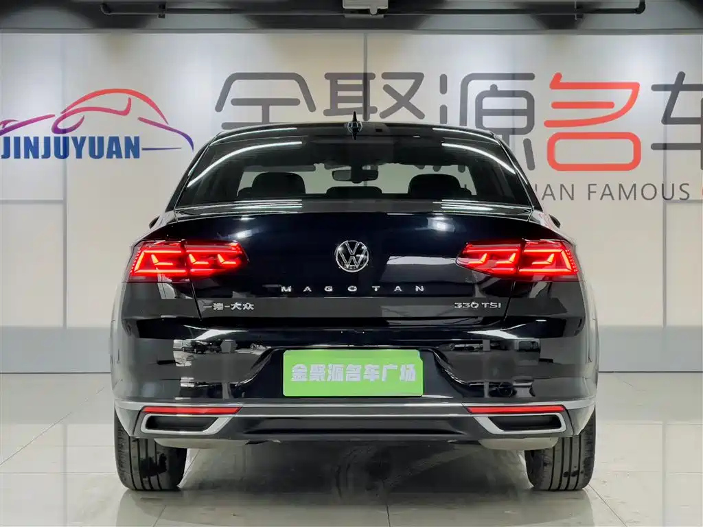 VOLKSWAGEN MAGOTAN 2021