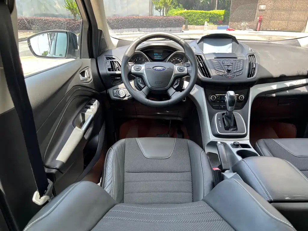 FORD ESCAPE 2013