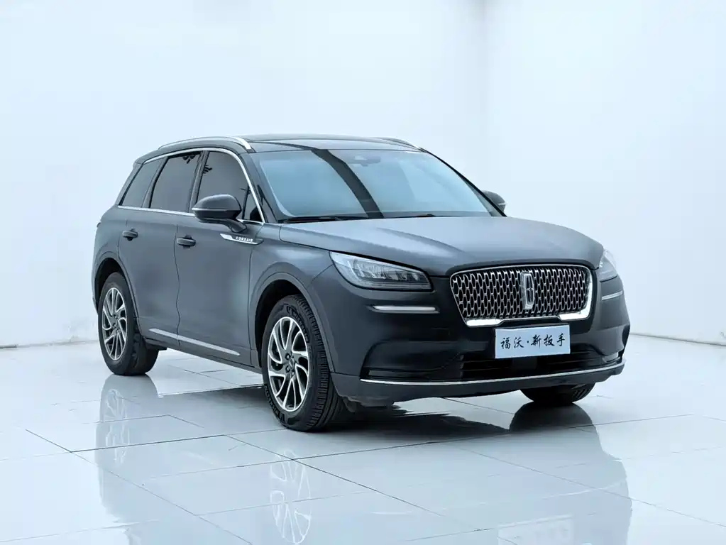 LINCOLN ADVENTURER 2021