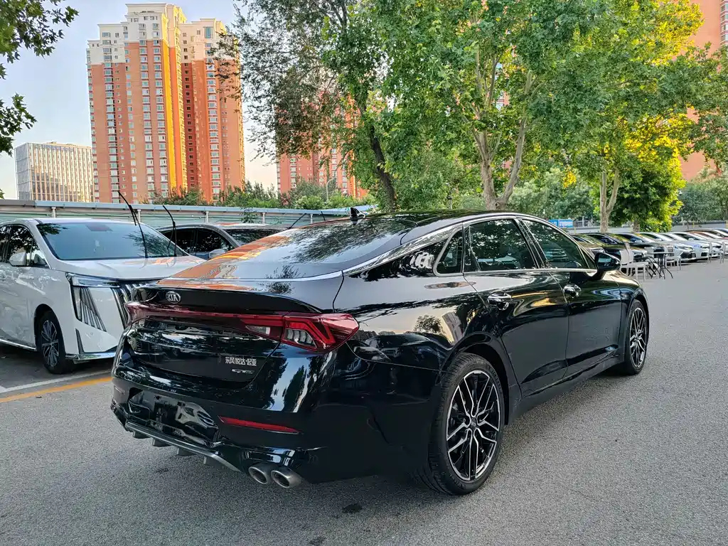 KIA K5 2021