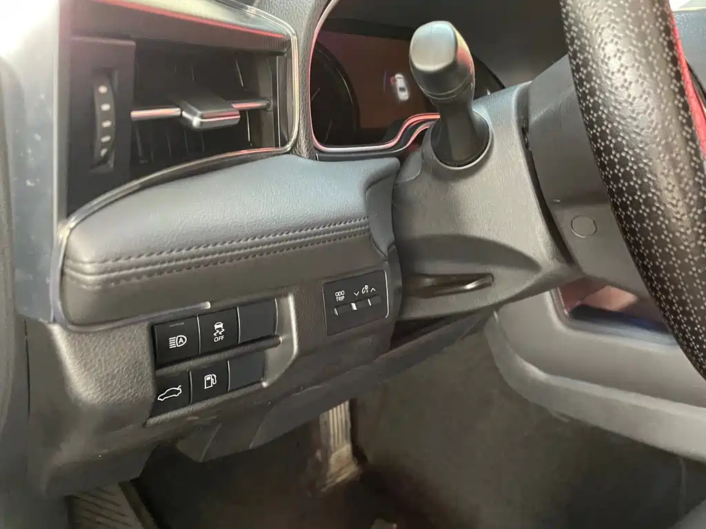 TOYOTA AVALON 2020