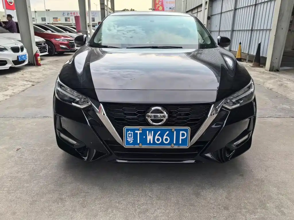 NISSAN SYLPHY 2020