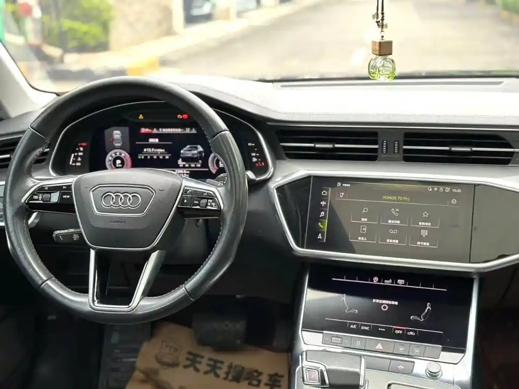 AUDI A6L 2019