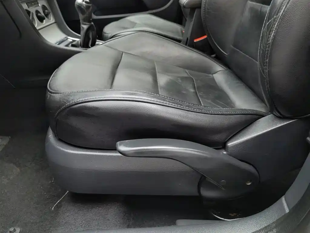 VOLKSWAGEN LAVIDA 2013