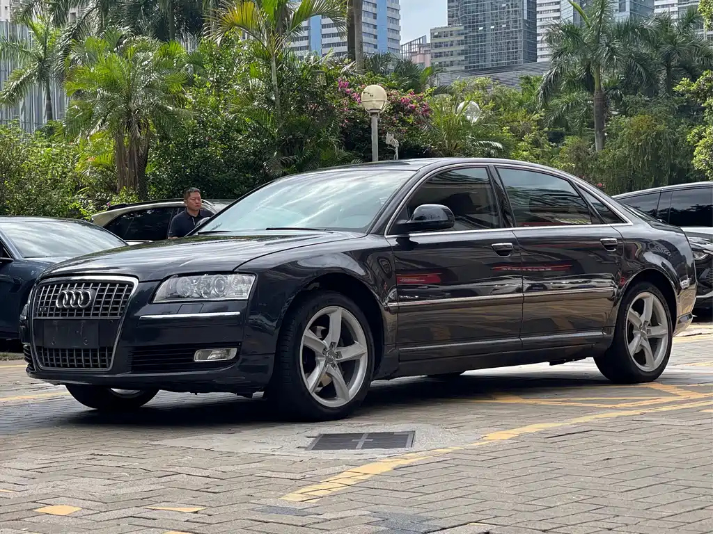 AUDI A8 2009