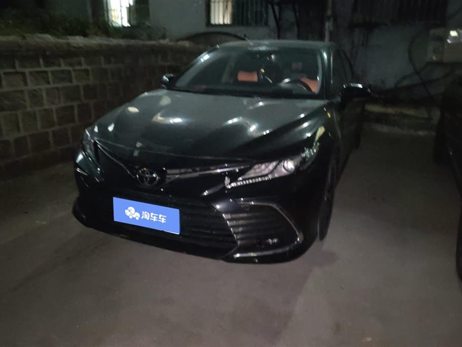 TOYOTA CAMRY 2021