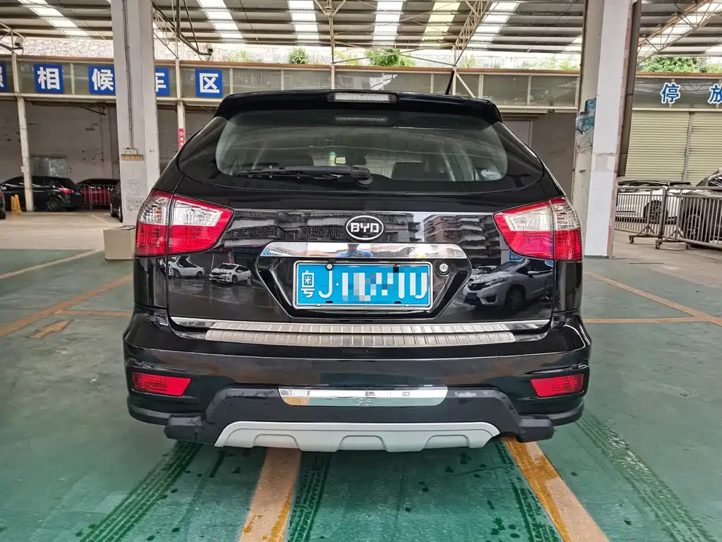 BYD S6 2014