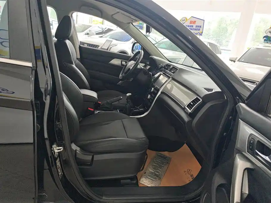 HAVAL H2 2014