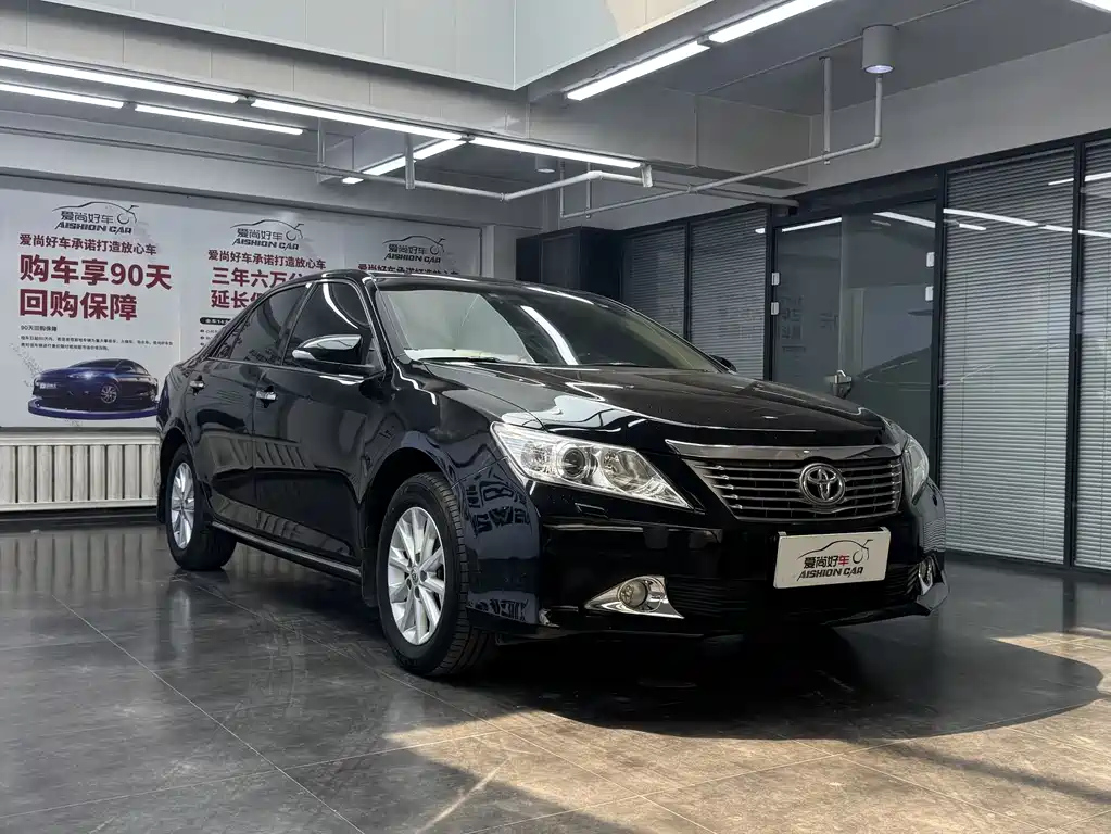 TOYOTA CAMRY 2012