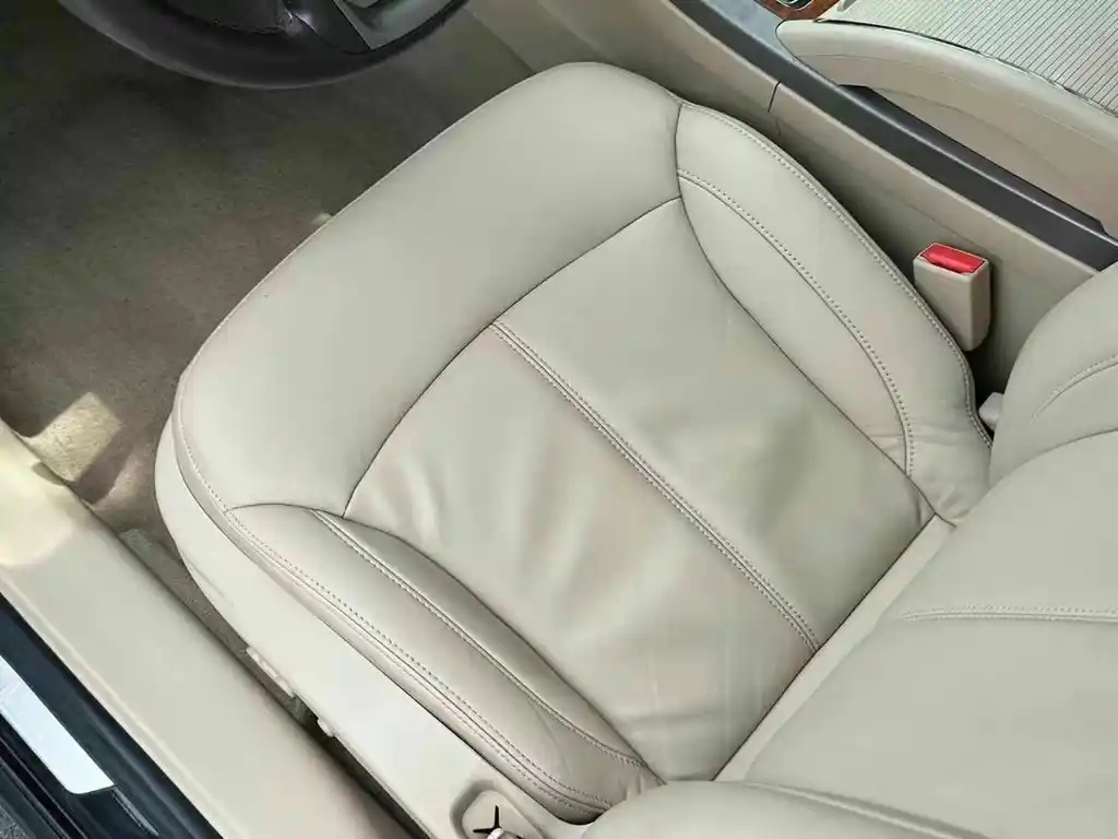 BUICK LACROSSE 2010