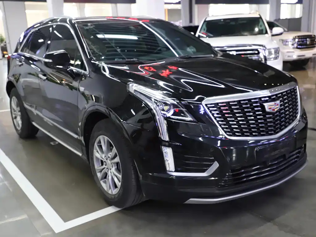 CADILLAC XT5 2021