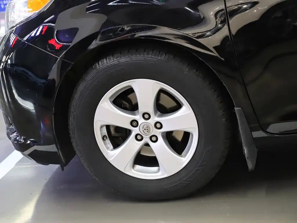 TOYOTA SIENNA 2018