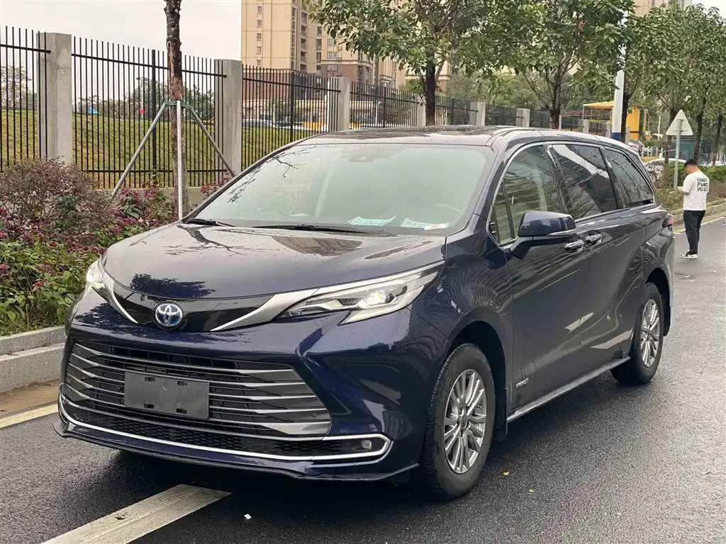 TOYOTA SIENNA SIENNA 2021