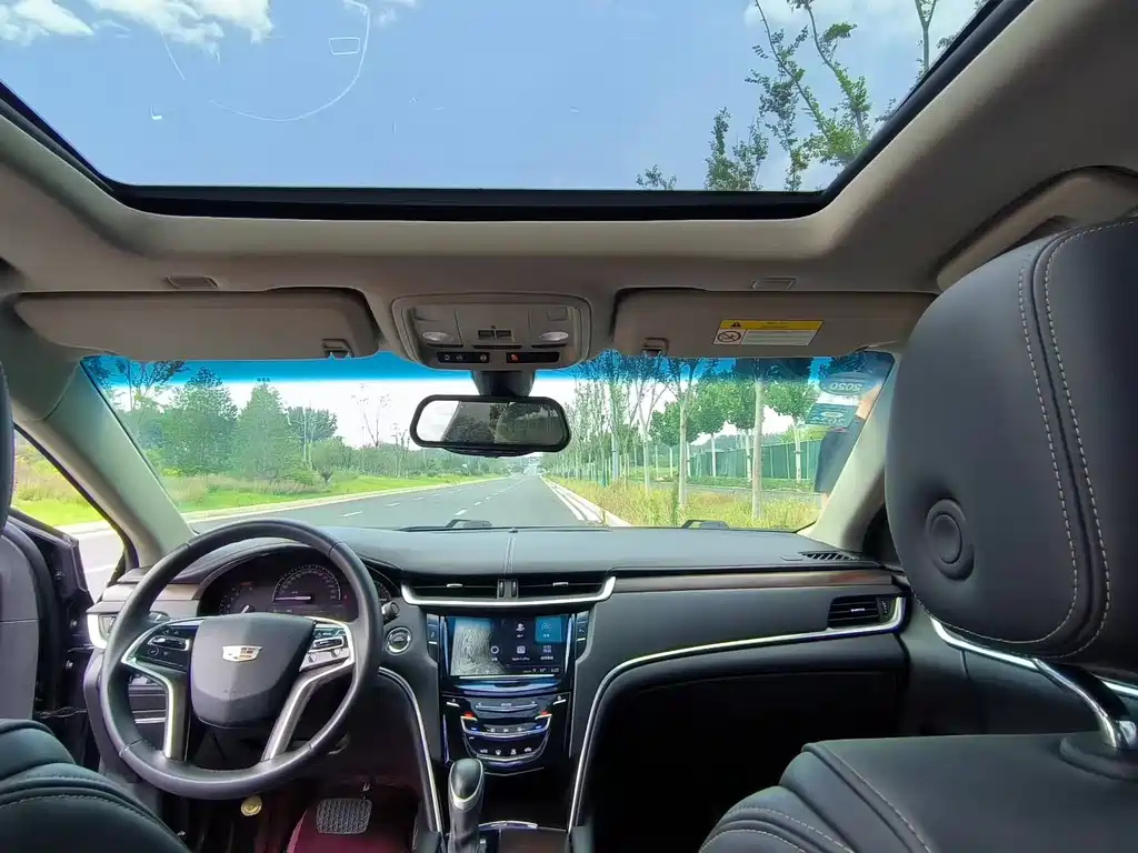 CADILLAC XTS 2018