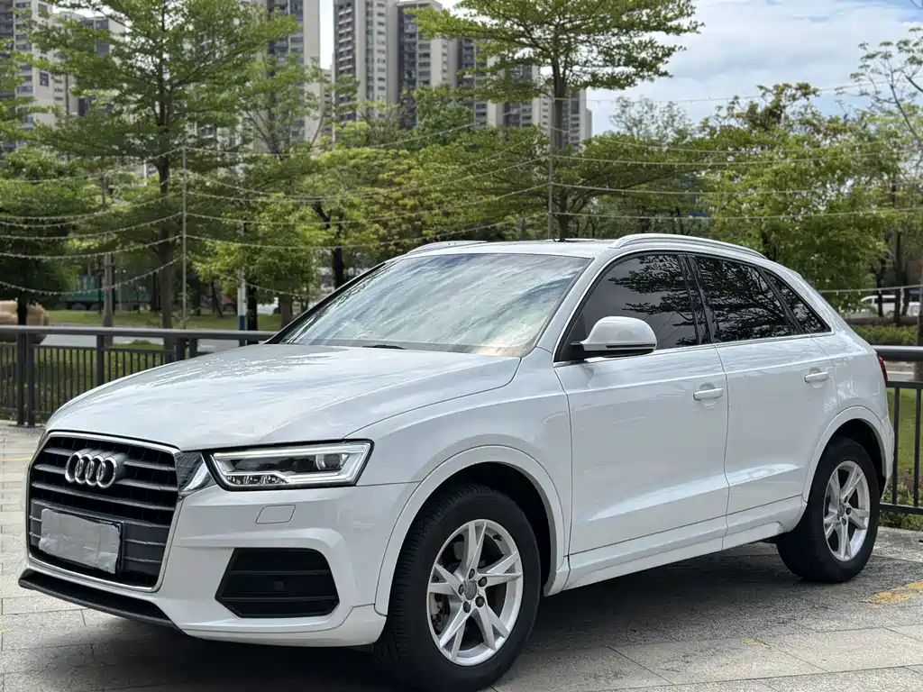 AUDI Q3 2018