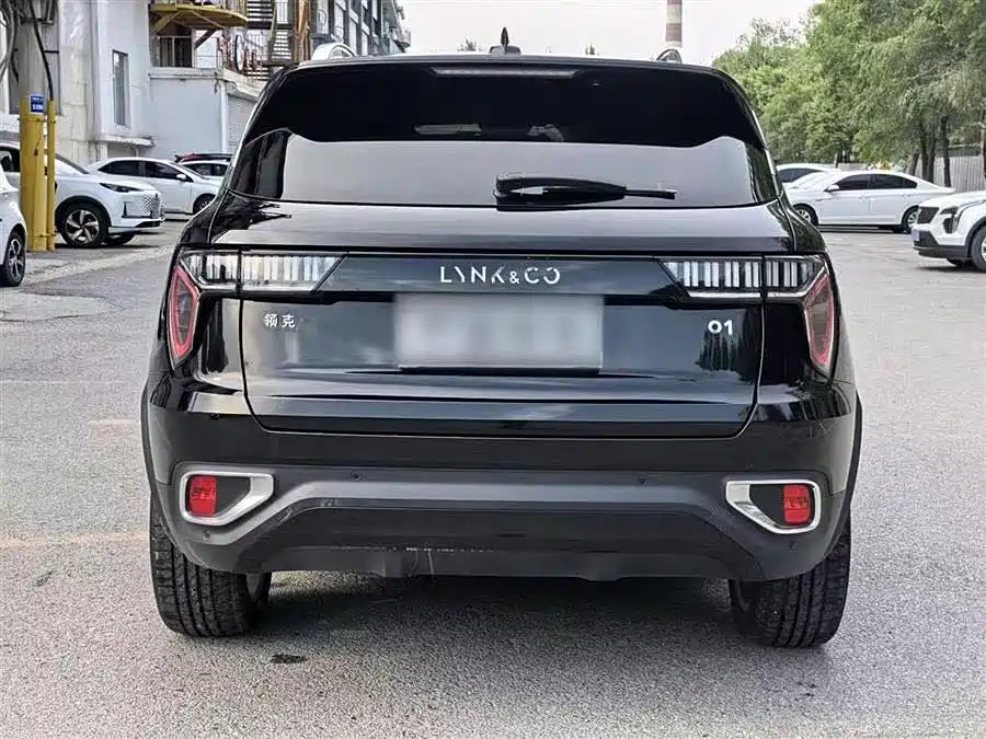 LYNK&CO 01 2019