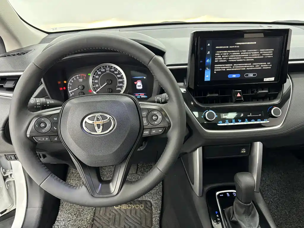 TOYOTA COROLLA CROSS 2022