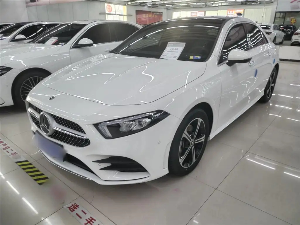 MERCEDES BENZ A-CLASS 2022