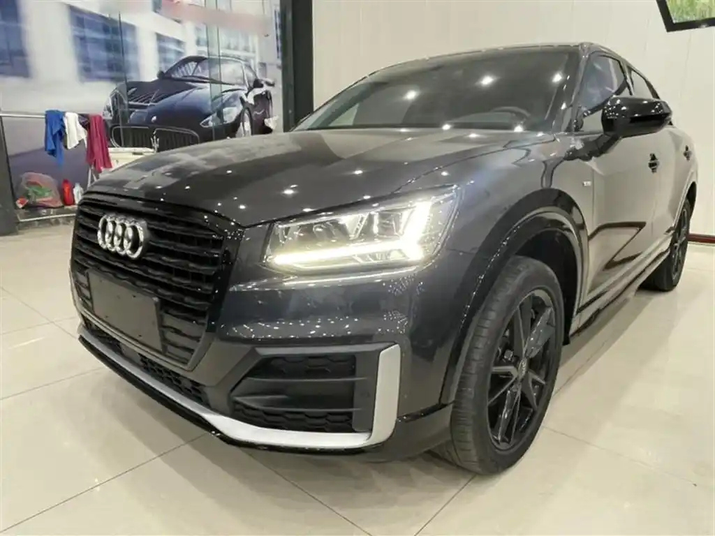 AUDI Q2L 2021