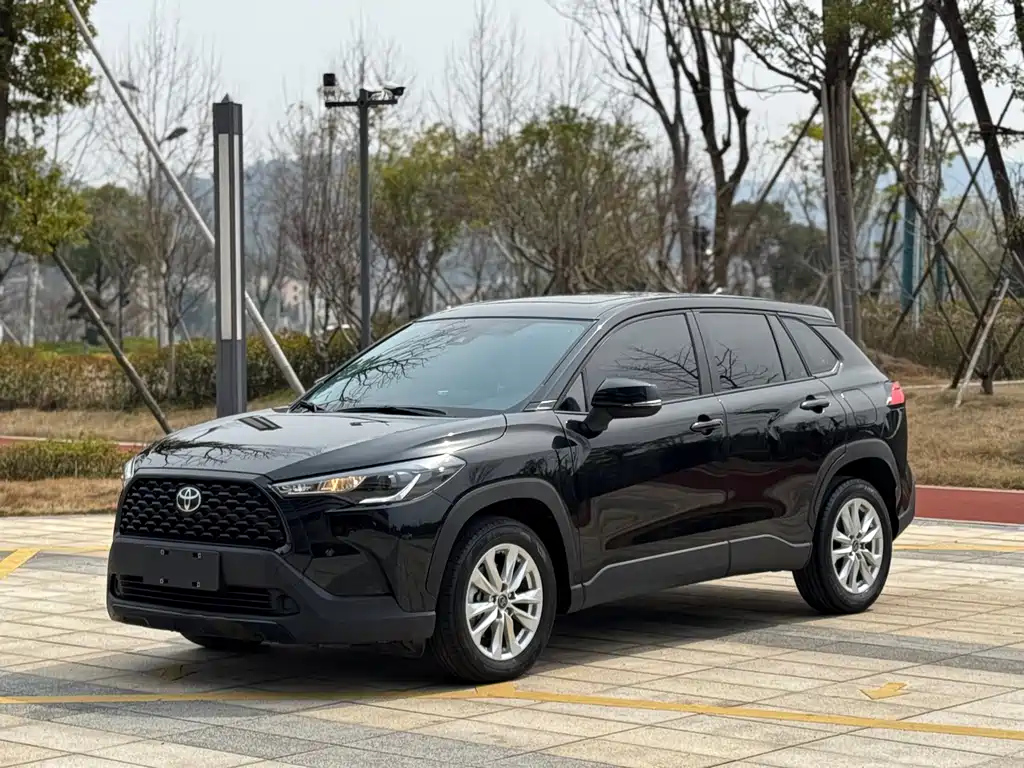 TOYOTA COROLLA CROSS 2023