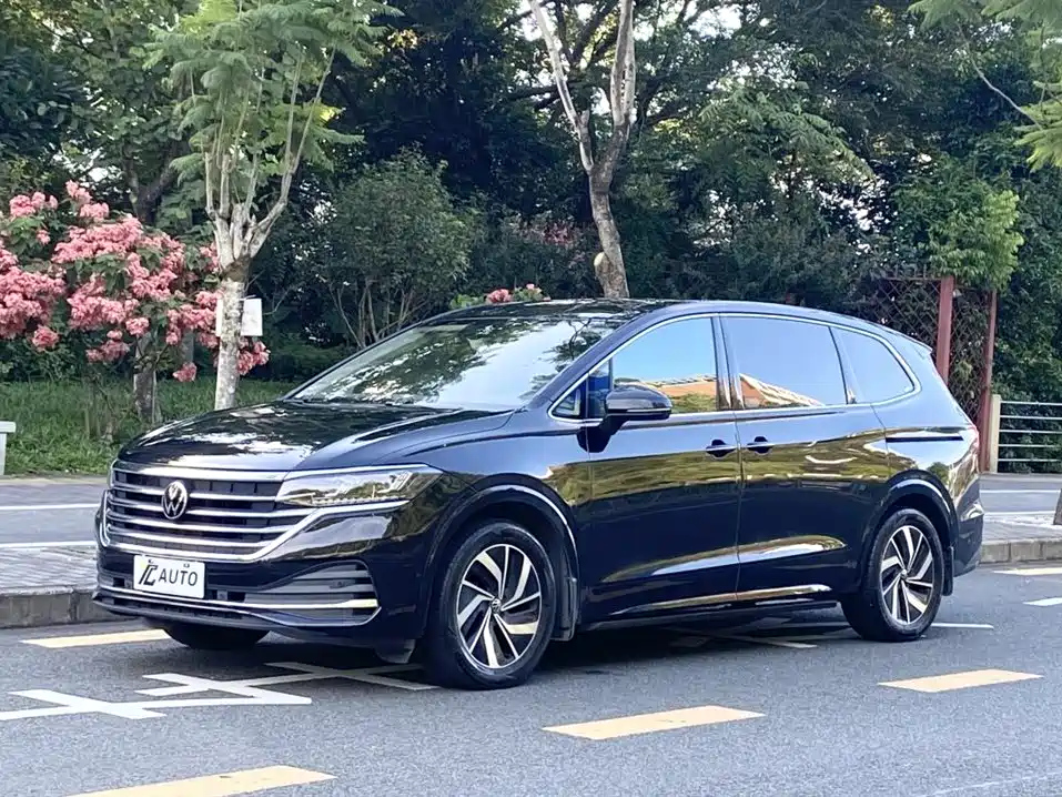 VOLKSWAGEN VILORAN 2022