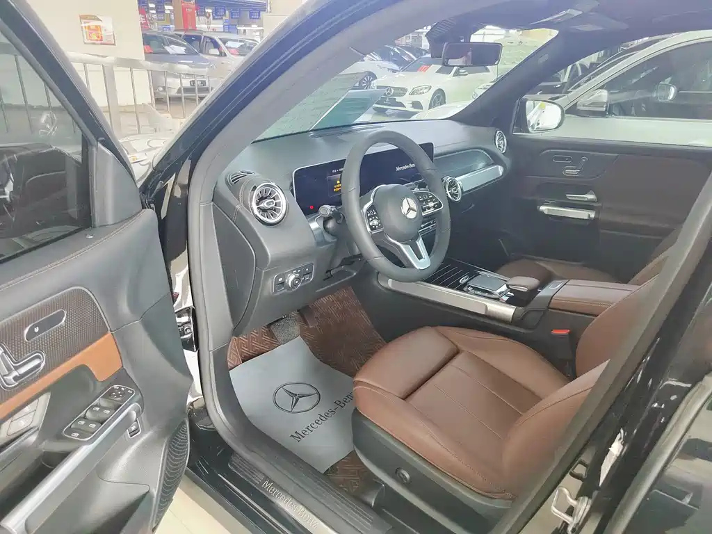 MERCEDES BENZ GLB 2020
