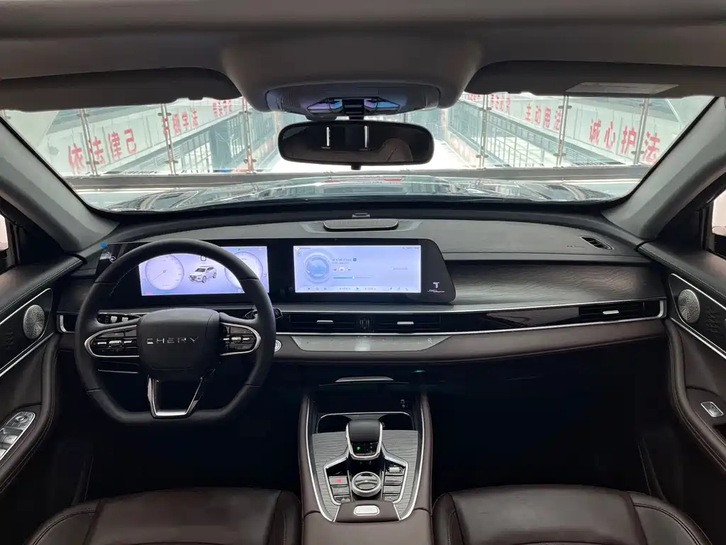 CHERY TIGGO 8 PLUS 2024